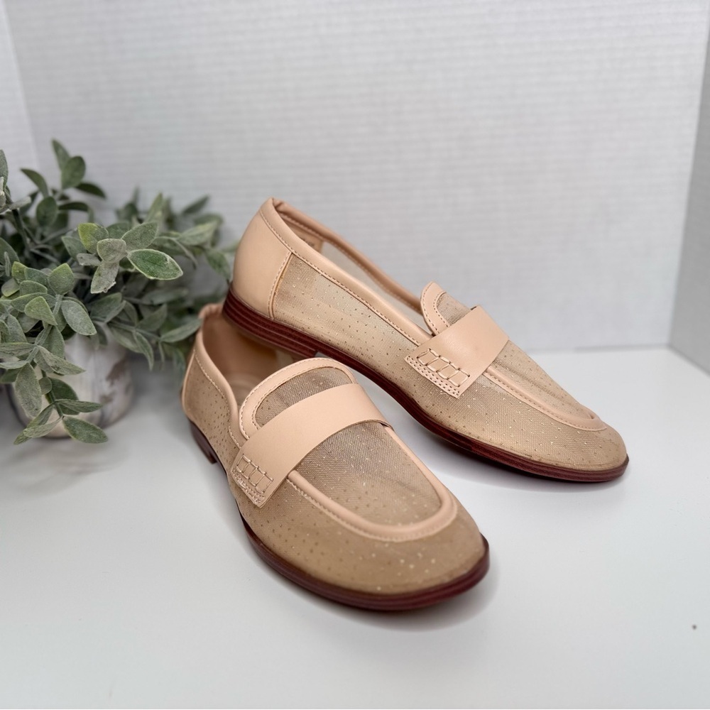 Kenneth Cole Reaction Great Penny Loafer in Almond Sparkle Size 7.5 Minimalist